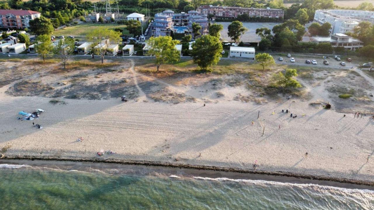 Къмпинг Градина Луксозен Апартамент Chernomorets Eksteriør billede